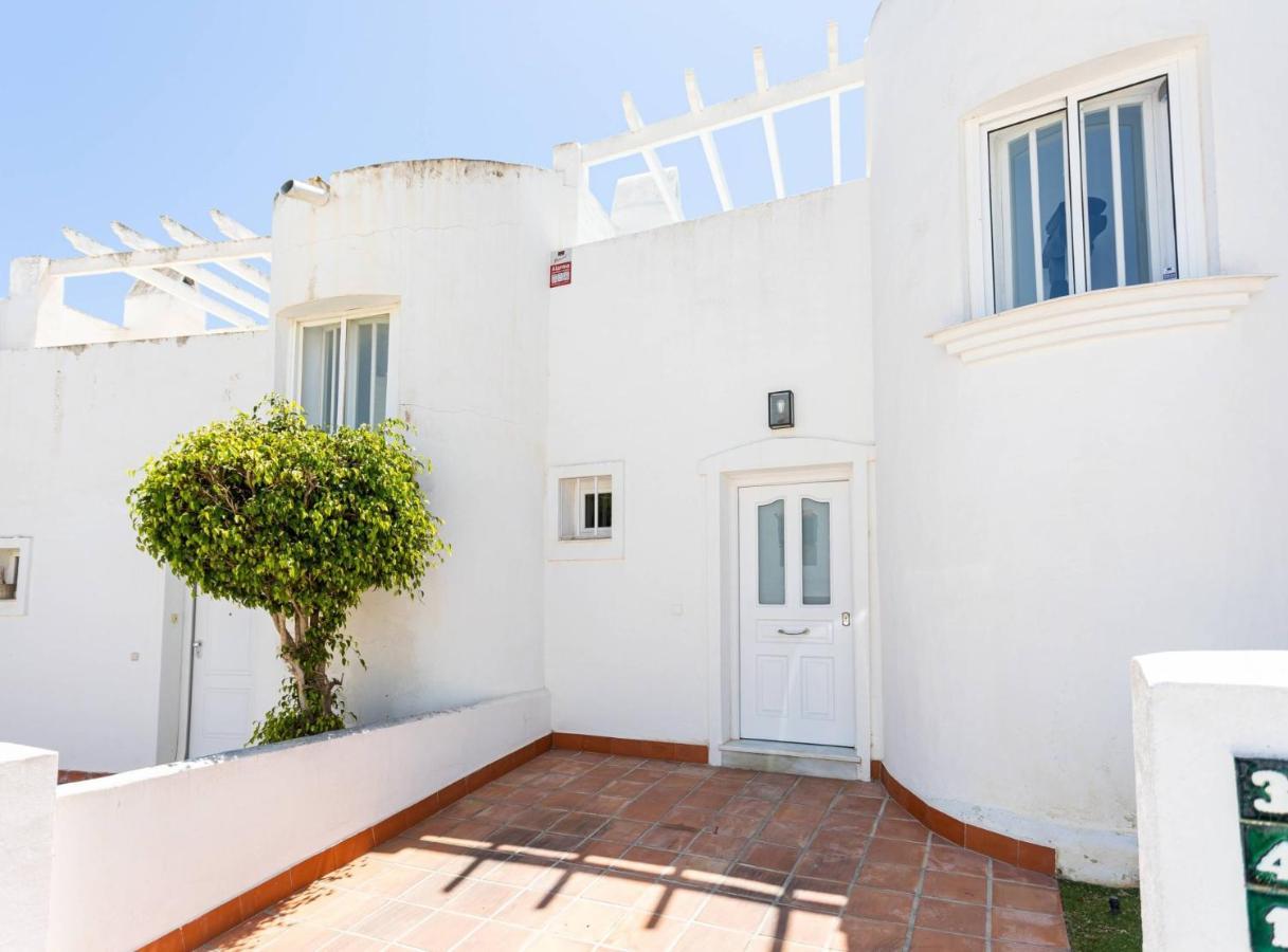 Modern Townhouse With Sea View In Сasa de vacaciones *